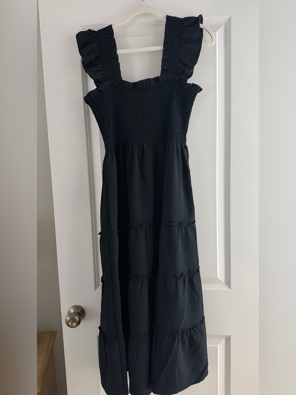 Hill House Black Ellie Nap Dress in Crepe Material - Picture 2 of 4